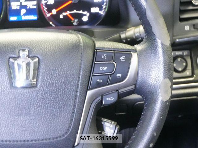 Toyota CROWN SEDAN 2013-07 6790882-17