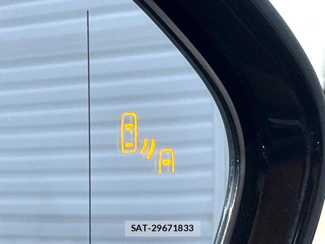 Toyota CROWN SEDAN 2019-08 6790855-8