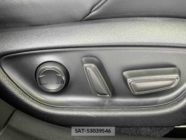 Toyota CROWN SEDAN 2019-03 6790835-18