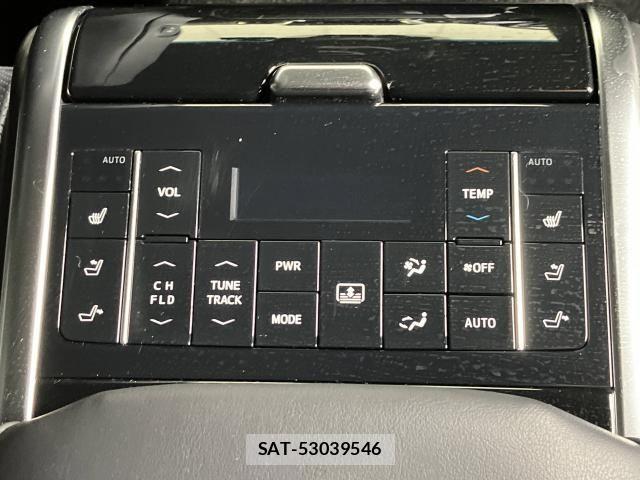 Toyota CROWN SEDAN 2019-03 6790835-20