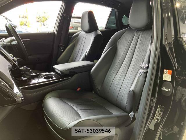 Toyota CROWN SEDAN 2019-03 6790835-22