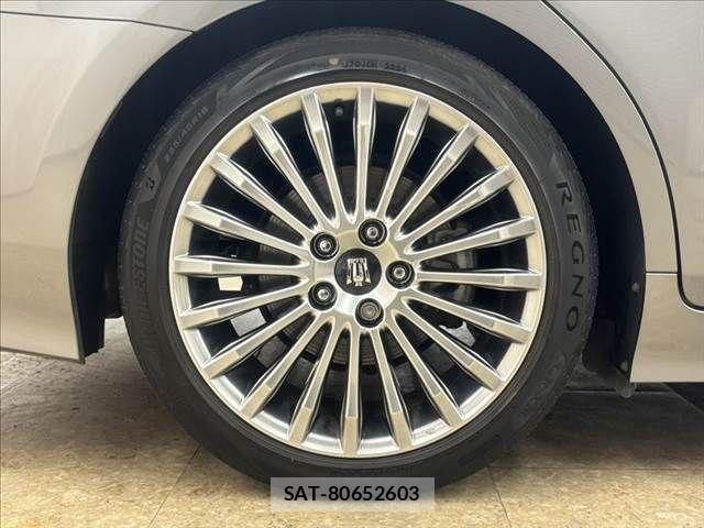 Toyota CROWN SEDAN 2020-12 6790857-24