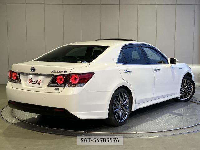 Toyota CROWN SEDAN 2015-10 6790865-24