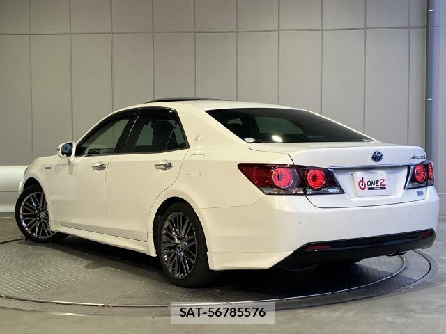 Toyota CROWN SEDAN 2015-10 6790865-26