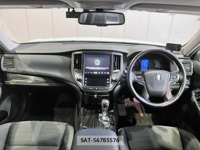 Toyota CROWN SEDAN 2015-10 6790865-4