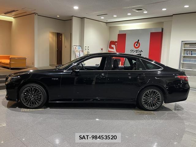 Toyota CROWN SEDAN 2021-01 6790851-7