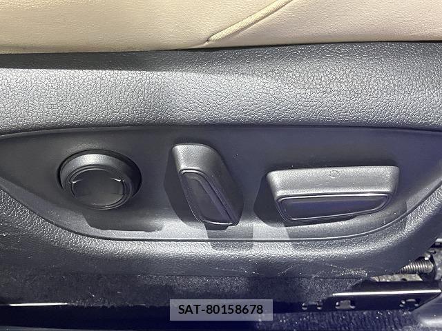 Toyota CROWN SEDAN 2020-10 6790860-11