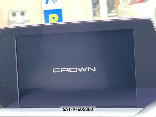 Toyota CROWN SEDAN 2019-04 6790836-3