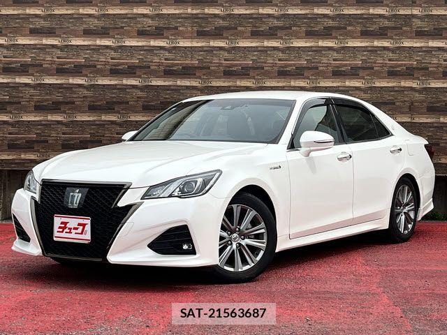 Toyota CROWN SEDAN 2018-03 6790861-0