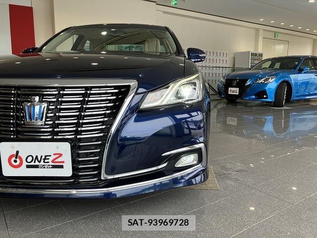Toyota CROWN SEDAN 2016-03 6790888-9