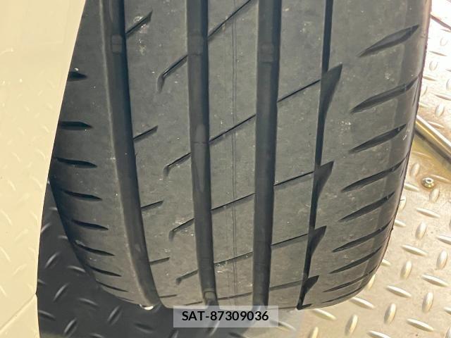 Toyota CROWN SEDAN 2022-02 6790832-18