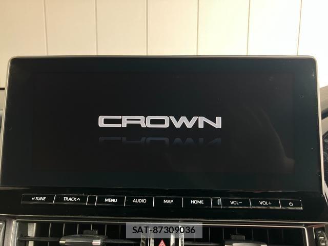 Toyota CROWN SEDAN 2022-02 6790832-6