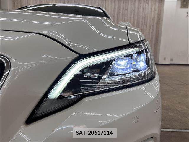 Toyota CROWN SEDAN 2018-09 6790858-10