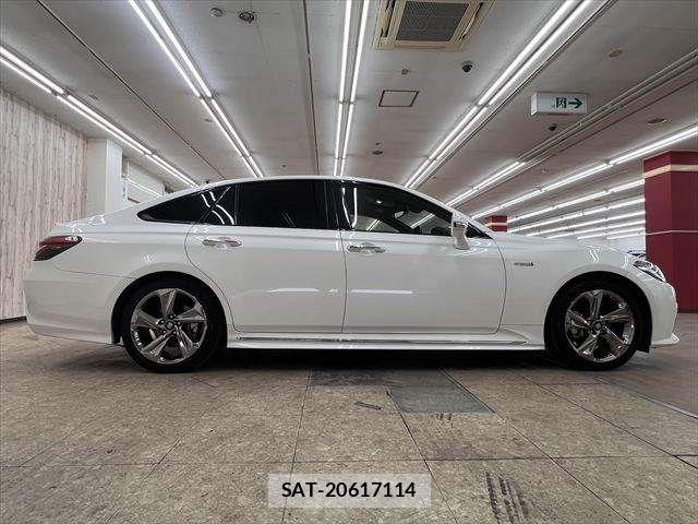 Toyota CROWN SEDAN 2018-09 6790858-15
