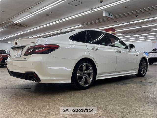 Toyota CROWN SEDAN 2018-09 6790858-17