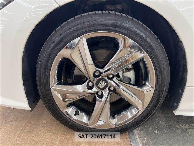 Toyota CROWN SEDAN 2018-09 6790858-28