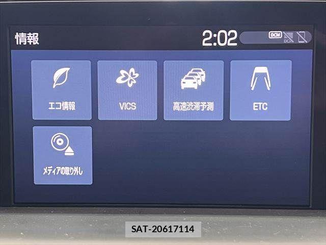 Toyota CROWN SEDAN 2018-09 6790858-4