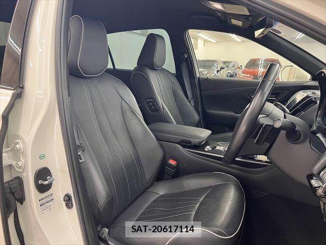 Toyota CROWN SEDAN 2018-09 6790858-6