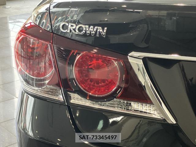 Toyota CROWN SEDAN 2015-12 6790853-24