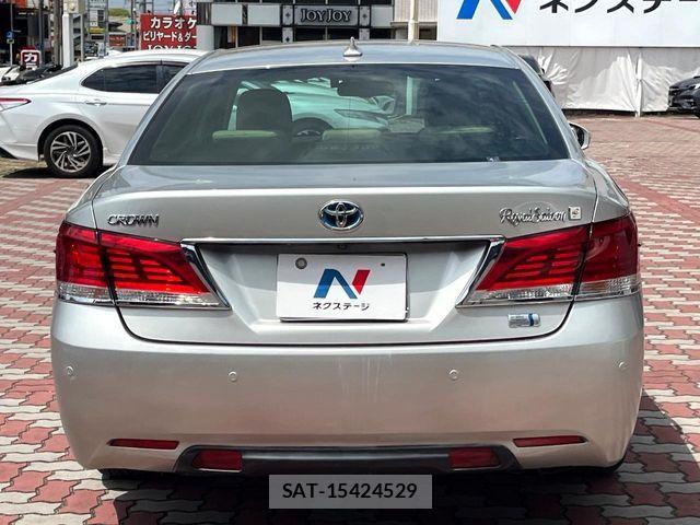 Toyota CROWN SEDAN 2013-07 6790892-14