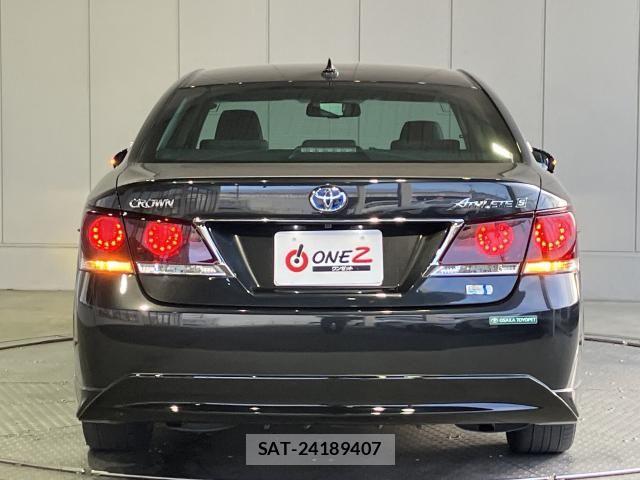 Toyota CROWN SEDAN 2015-07 6790871-24