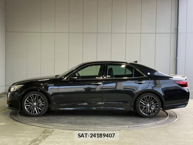 Toyota CROWN SEDAN 2015-07 6790871-27