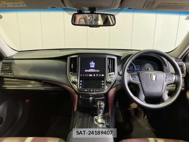 Toyota CROWN SEDAN 2015-07 6790871-5