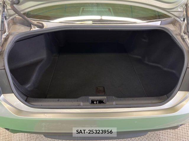 Toyota CROWN SEDAN 2019-02 6790867-10