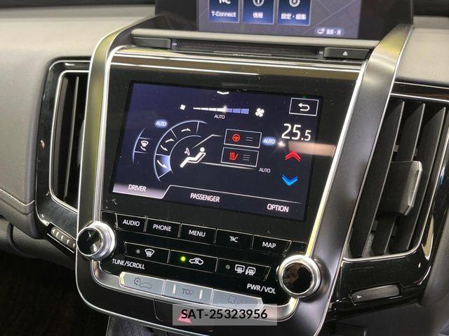 Toyota CROWN SEDAN 2019-02 6790867-6
