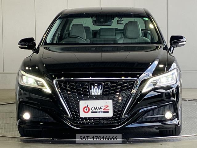 Toyota CROWN SEDAN 2021-12 6790837-23