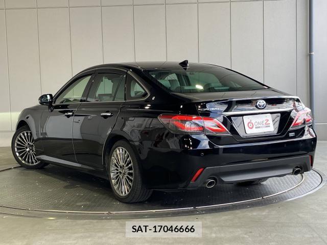 Toyota CROWN SEDAN 2021-12 6790837-27