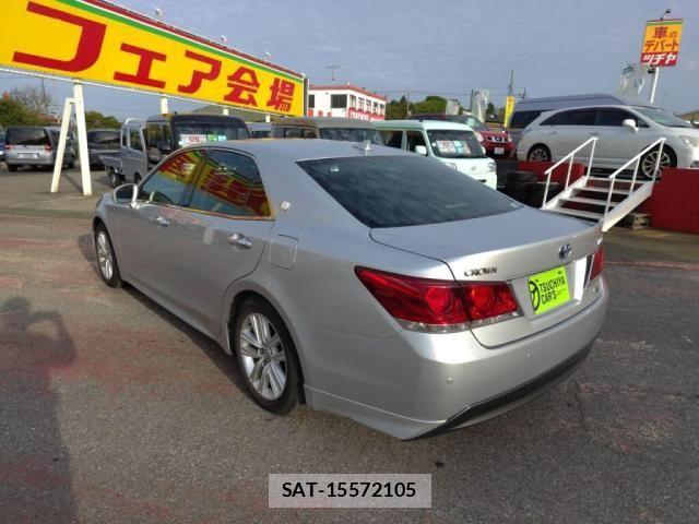 Toyota CROWN SEDAN 2013-04 6790881-11