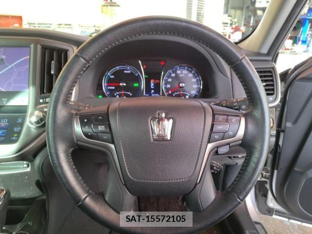 Toyota CROWN SEDAN 2013-04 6790881-13