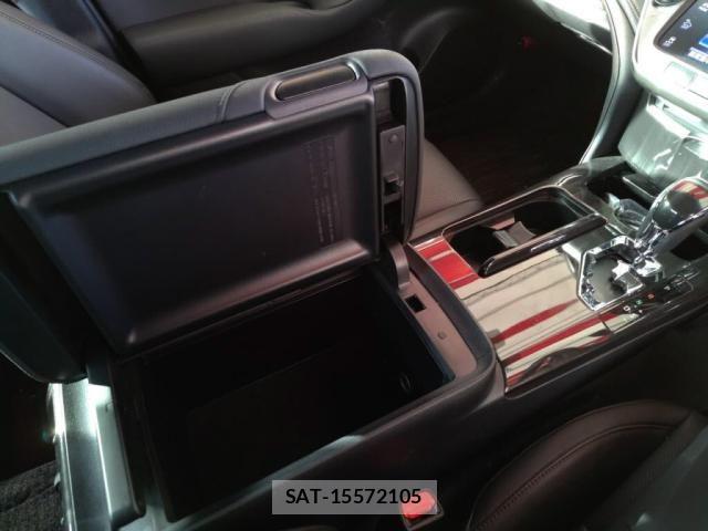 Toyota CROWN SEDAN 2013-04 6790881-18