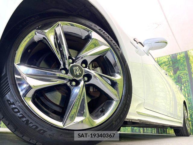 Toyota CROWN SEDAN 2018-06 6790854-12