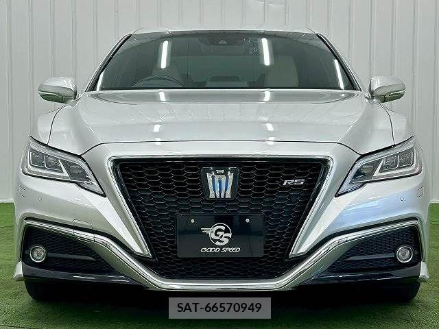 Toyota CROWN SEDAN 2018-10 6814391-11
