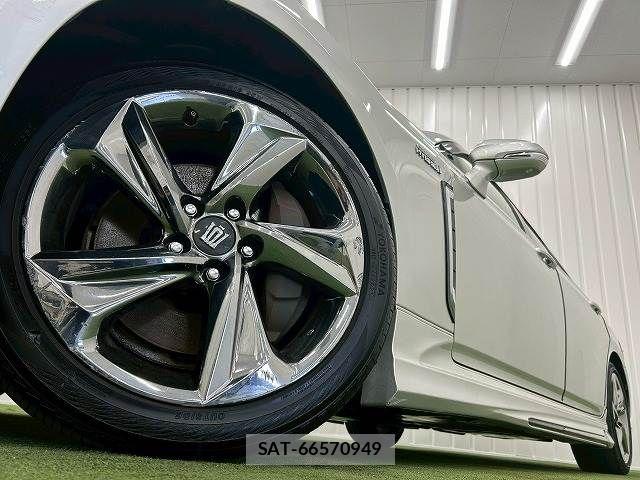 Toyota CROWN SEDAN 2018-10 6814391-18