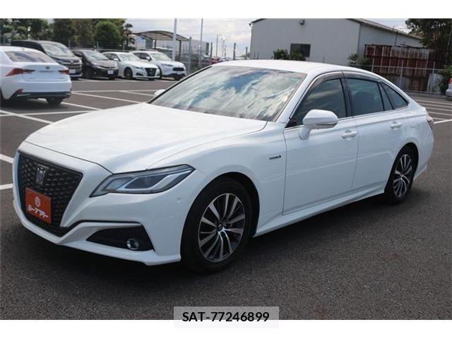 Toyota CROWN SEDAN 2018-12 6814392-9