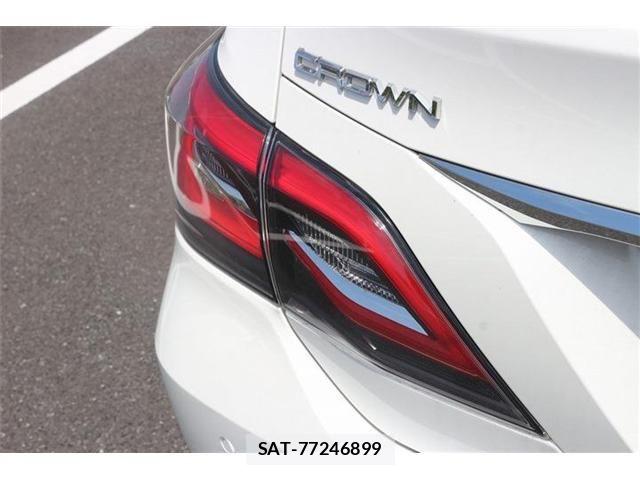 Toyota CROWN SEDAN 2018-12 6814392-17