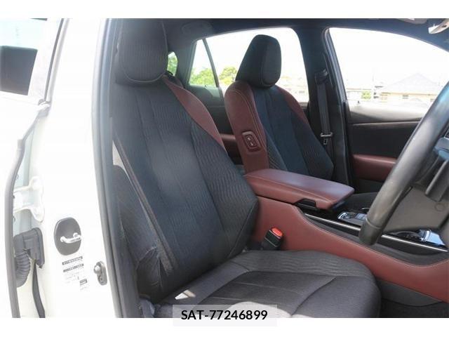 Toyota CROWN SEDAN 2018-12 6814392-25