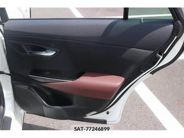 Toyota CROWN SEDAN 2018-12 6814392-26