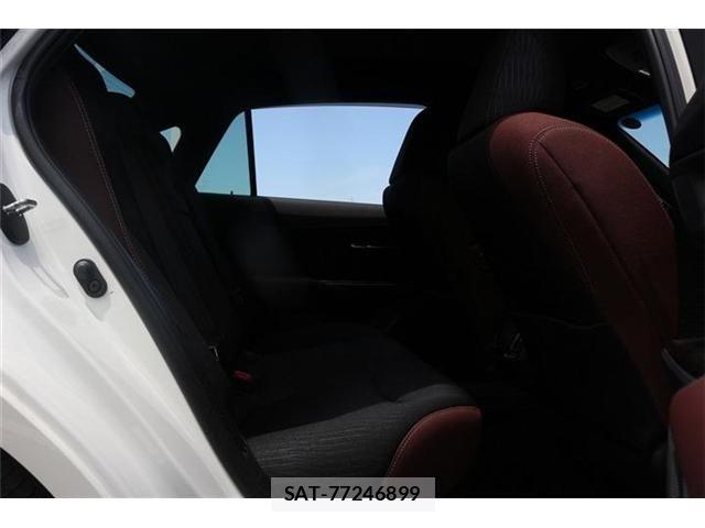 Toyota CROWN SEDAN 2018-12 6814392-27