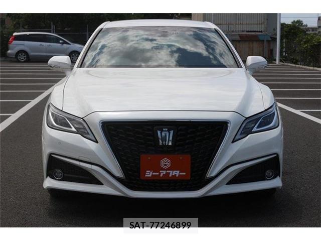 Toyota CROWN SEDAN 2018-12 6814392-2