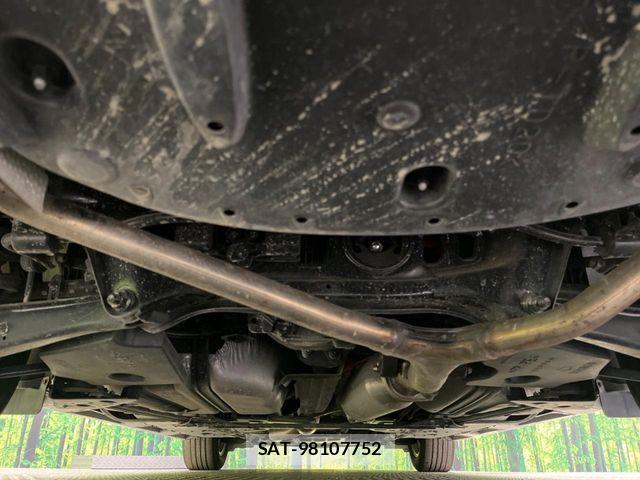 Toyota CROWN SEDAN 2013-04 6814396-18