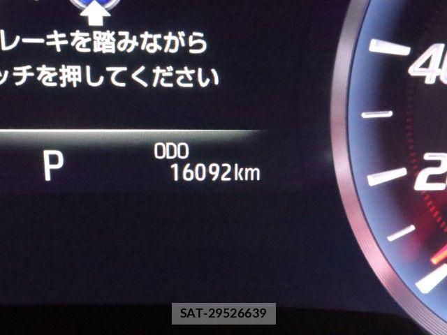Toyota CROWN SEDAN 2019-04 6814393-28