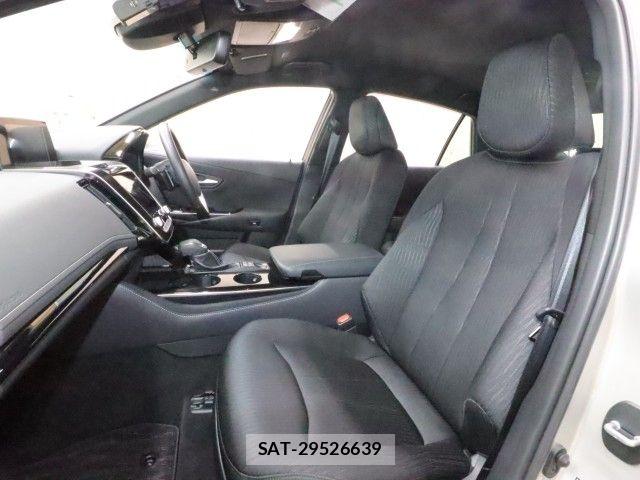 Toyota CROWN SEDAN 2019-04 6814393-7