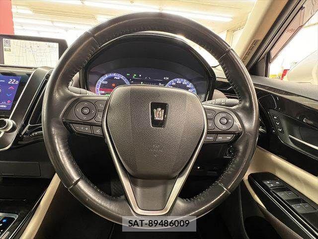 Toyota CROWN SEDAN 2018-11 6814402-9