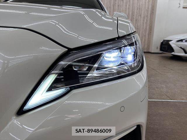 Toyota CROWN SEDAN 2018-11 6814402-10