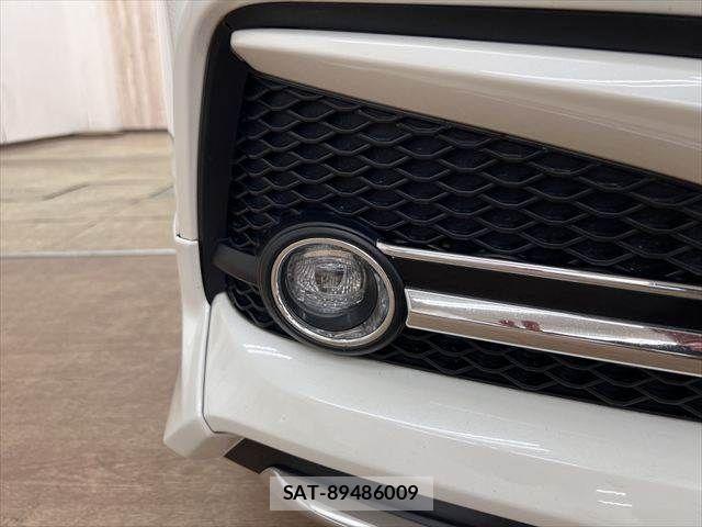 Toyota CROWN SEDAN 2018-11 6814402-23