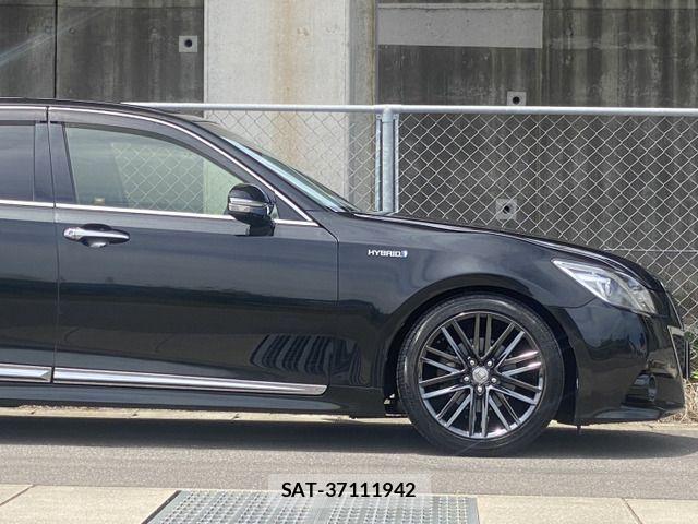 Toyota CROWN SEDAN 2013-07 6814406-9